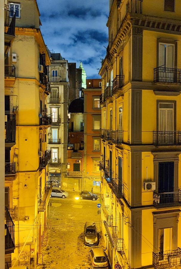 Отель La Casa Di Maria Неаполь Экстерьер фото